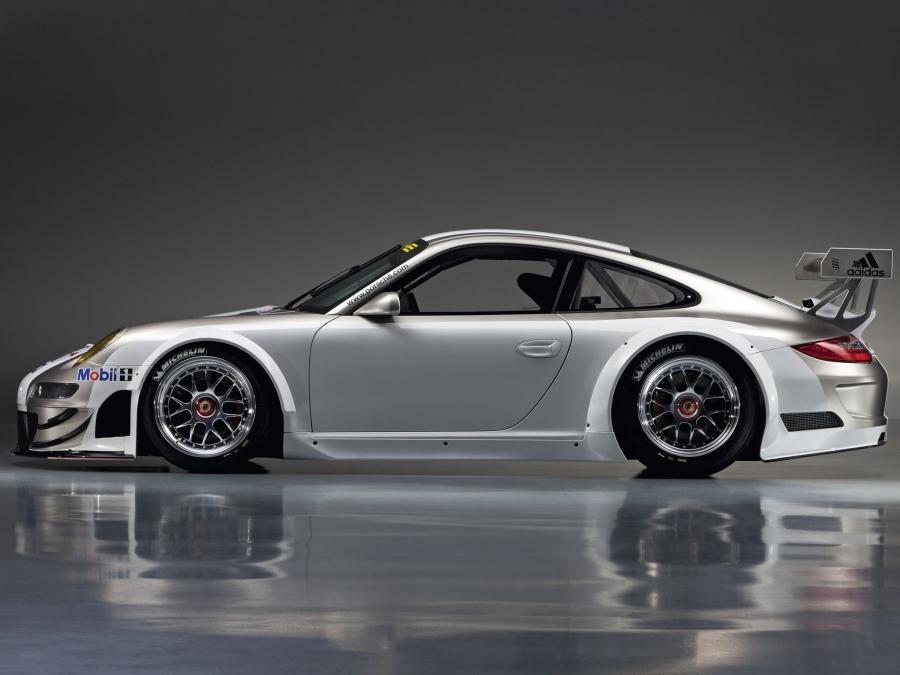  Porsche 911 GT3 RSR 2011 года  (фото 2 из 24)